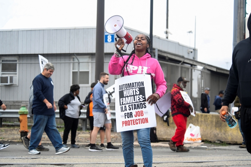 U.S. Port Strike Ends